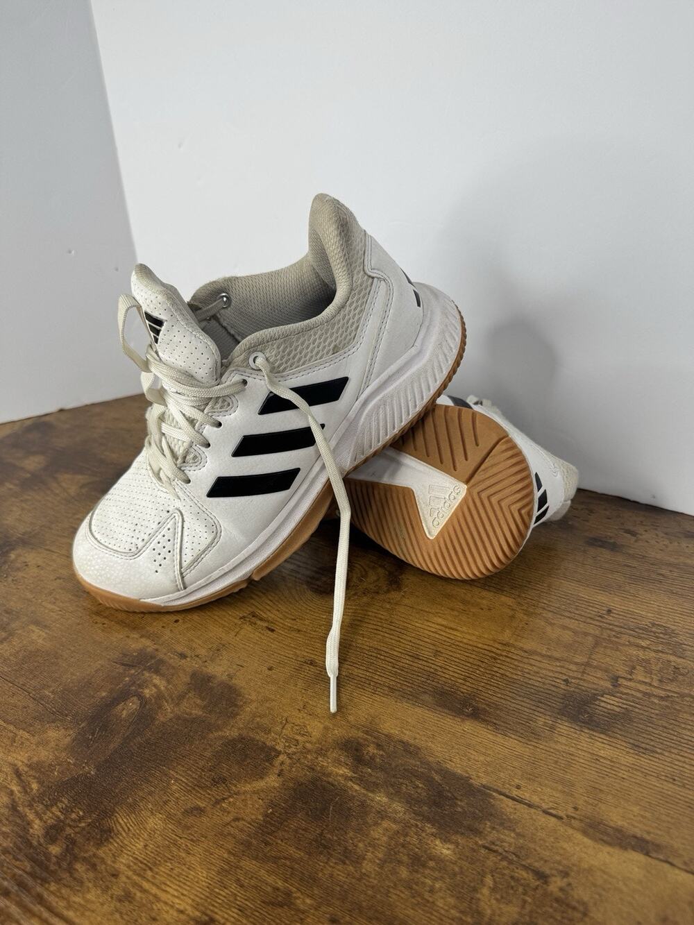 adidas Court Flight US 5.5 White Black Gum Volleyball Shoes IE1656 Indoor Womens